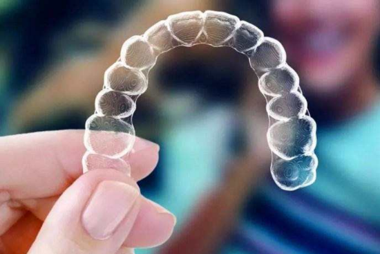 在上海牙齿整形需要多少钱?