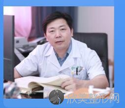 武汉同济医院整形美容外科邓裴医生