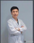 北京韩啸姜辉做的双眼皮怎么样？医生简介及项目价格表分享