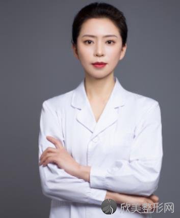 成都双眼皮修复专家排名情况来袭~杨华博医生你了解多少