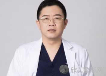 中国鼻整形医生排名分享附隆鼻真人案例