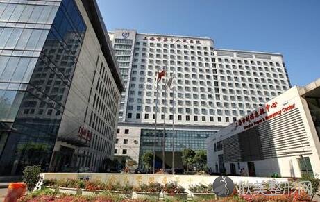 上海市第十人民医院整形美容科隆胸究竟怎么样呢？内附效果展示，手感敲自然