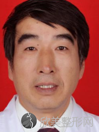 于清
