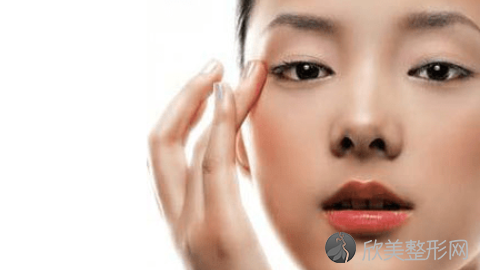 成都恩喜做双眼皮技术怎么样?成都恩喜做双眼皮真实案例分享,眼睛变大一圈了