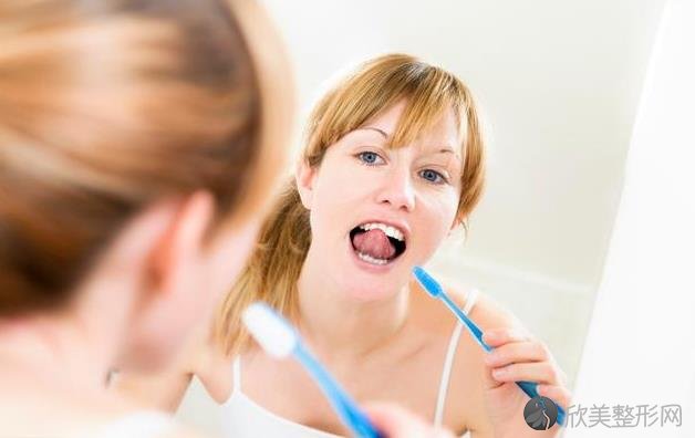 被牙周炎缠上，需要洗牙、拔牙吗？