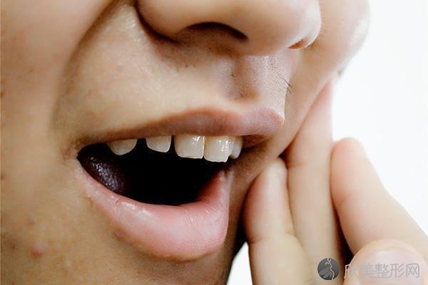 缺一颗牙一直不补，对身体有什么影响？医生提醒，较好及时补牙！