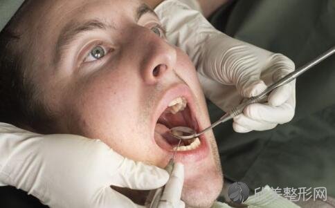 口腔溃疡复发性强 如何有效预防？