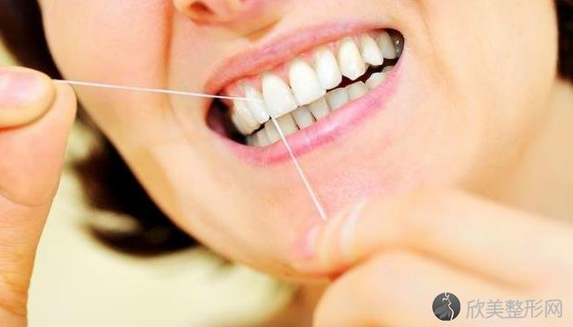 牙龈出血怎么办？注意3件事，保护牙龈，少点口腔疾病！