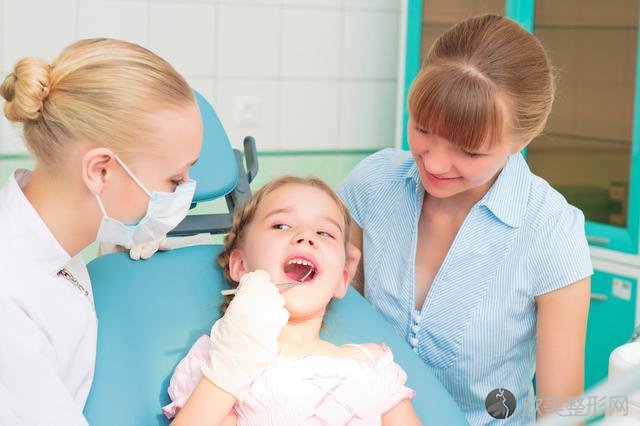 什么是儿童口腔溃疡？儿童口腔溃疡的误区有哪些？