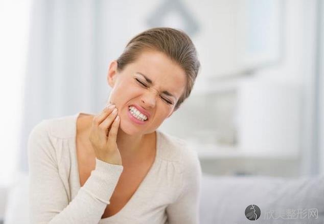 牙周炎易引起牙齿脱落，满足这些特点，就可能是牙周炎！