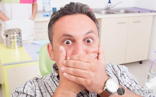 口苦是口腔疾病引起的？还要考虑这2个部位出现问题！