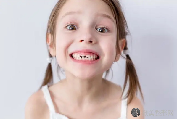 咬着就能矫正牙齿？MRC儿童正畸新选择！