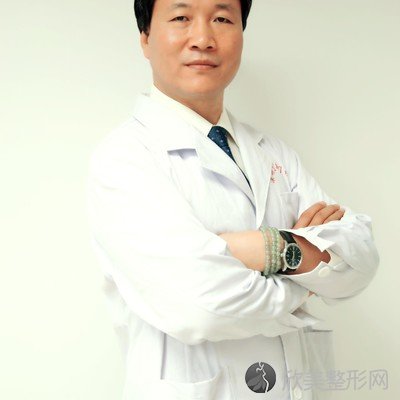 深圳京南整形美容滕志坤做吸脂瘦腰怎么样？附医生简介-吸脂瘦腰案例及价格