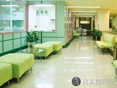 北京五洲妇儿医院整形美容科刘文做吸脂瘦腰怎么样？附医生简介-吸脂瘦腰案