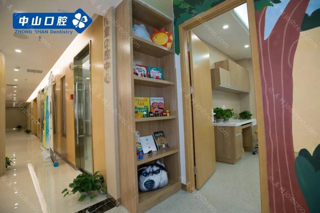 想知道中山戴牙套哪个医院好?中山带牙套多少钱一般