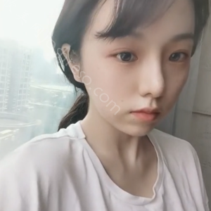 割完双眼皮多久可以化妆