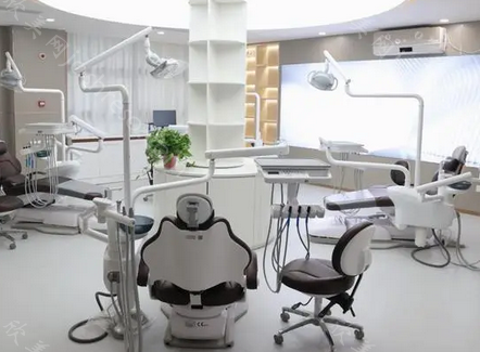 北京全瓷牙多少钱一颗?全瓷牙收费合理技术好的医院排名!