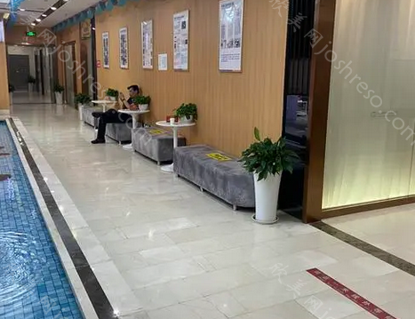 北京中诺口腔医院价格表?含种牙,正畸,牙冠等多种项目