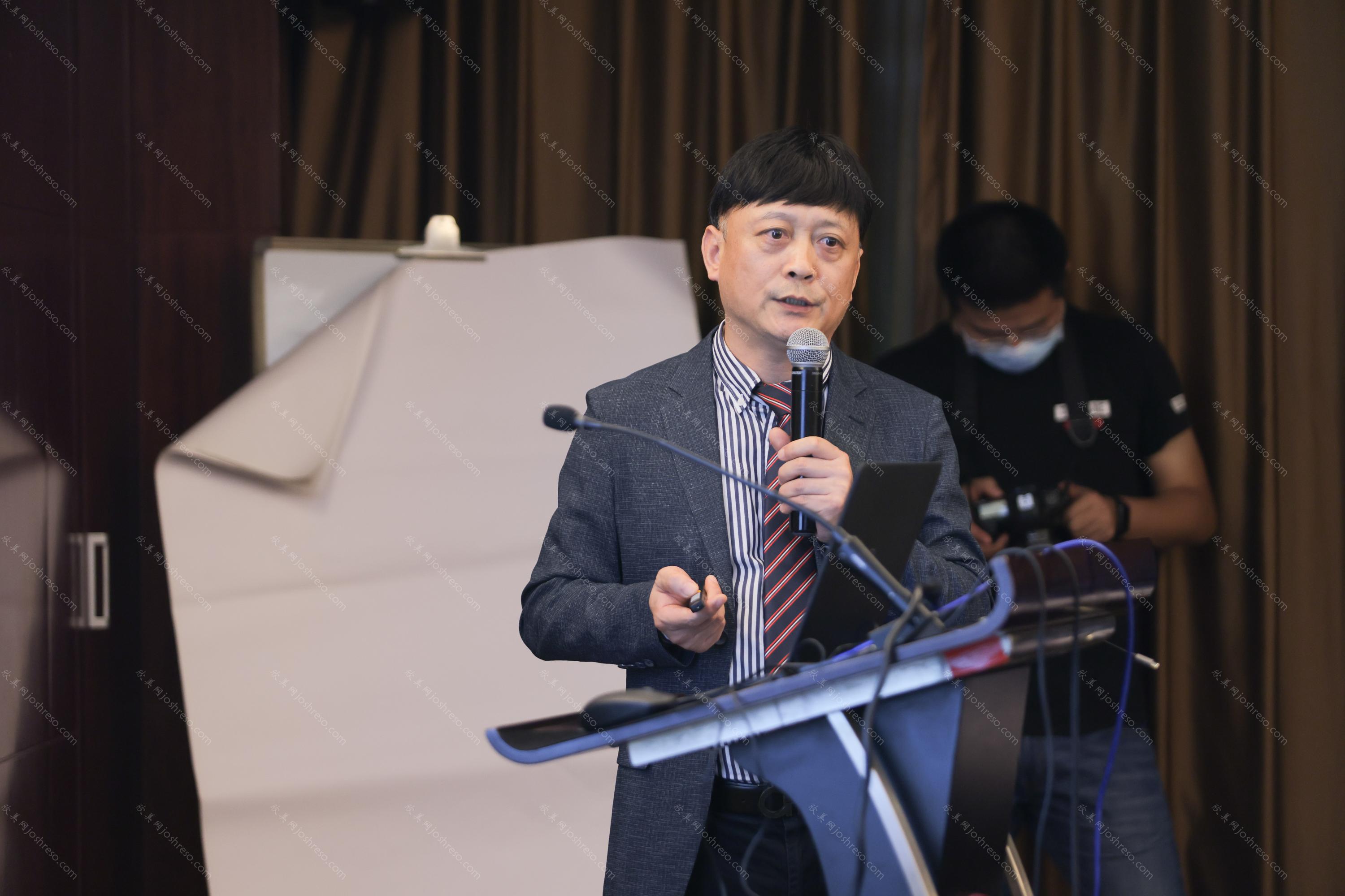 广州艺星蒋思军隆胸修复技术怎么样?与患者怎么良好沟通?