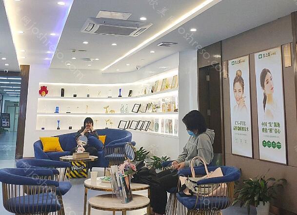 南宁奢梵医疗美容眼袋怎么样?分享专家资料一览及费用详情