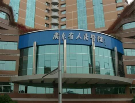 广东省人民医院近视手术价格表表，专家医生对比解析
