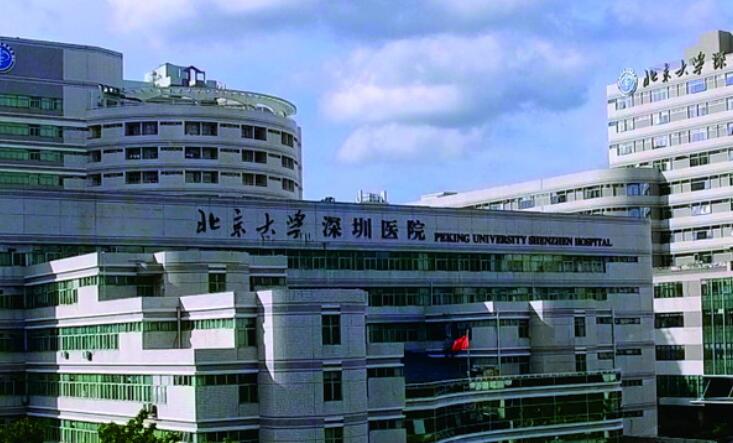 北京种植牙医生的技术对比，口腔医院种植科医生知名度高