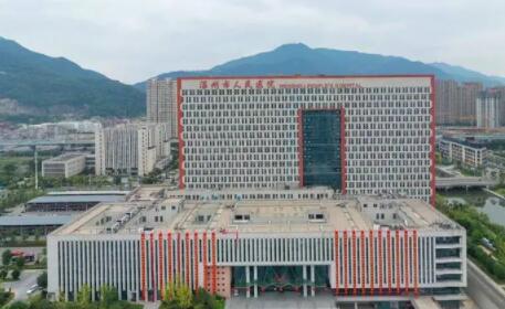温州人民医院种植牙价格表，2025元起，红榜医院信息更新