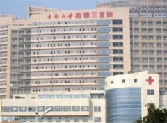 长沙五大公立牙科医院排名推荐：湘雅三院领衔，省医院等实力哪家强？