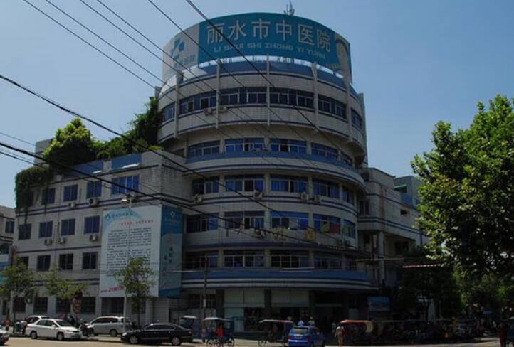 丽水地区口腔科医院排名前四，专业整牙服务哪家医院更胜一筹？