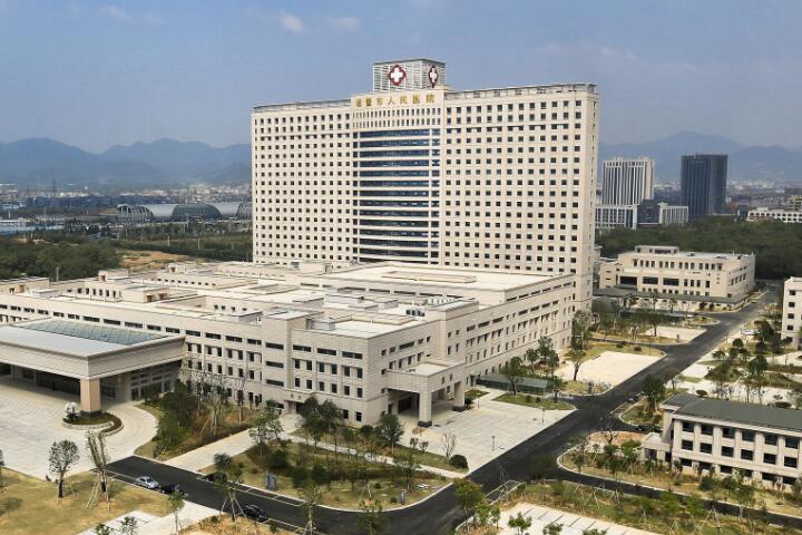 绍兴德国蔡司全飞秒激光医院价格公布：排名靠前的诸暨市人民医院德国蔡司全