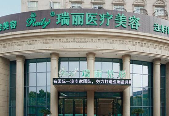 临沂市牙缝大修复医生排行前十佳大众推荐-临沂市任瑞涵口腔医生