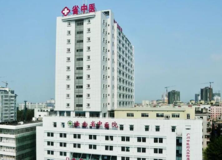 海南牙科医院种植牙综合实力比较强，韩美、省中医院等大型机构齐聚！