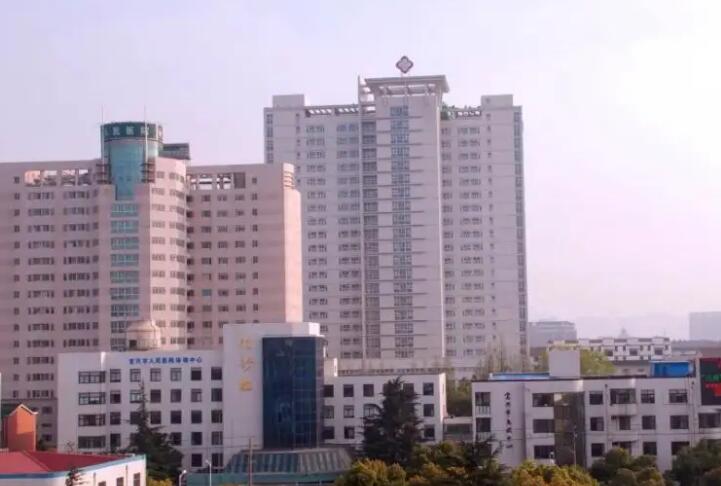 无锡市金属托槽牙齿医院排名榜前十名实力深挖-无锡隐秀贝壳口腔门诊部脱颖