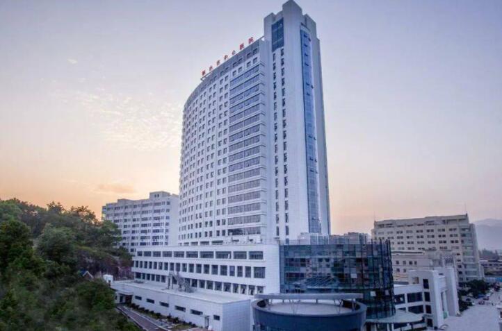 丽水割双眼皮医院排名整理了，中心医院、人民医院、芘丽芙汇聚在此