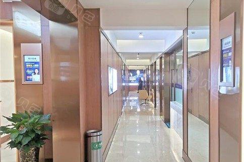 成都新桥口腔医院价格表公布（种植牙3980-牙齿矫正9000元起)