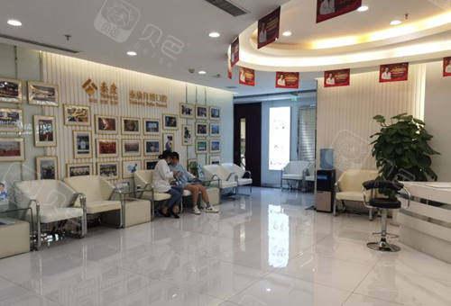 泰康拜博口腔正畸价格表：价格表及医生实力解析，科普知识助您选择