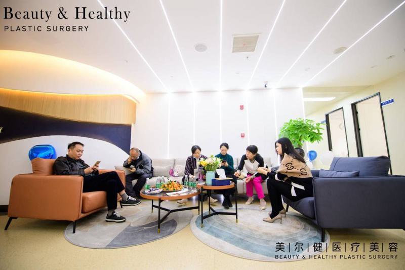 2025南京埋线提升生长纹有名气的整形医院排名榜前十看这里！南京妈妈帮母婴