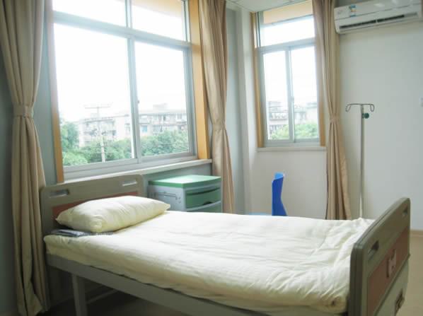 面部疤痕修复手术价格表：福建医科大学附属协和医院怎么样与案例分享