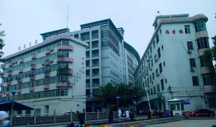 梅州市人民医院双眼皮手术价格表，整形医生郭超、谭建湘、梁超专业解读