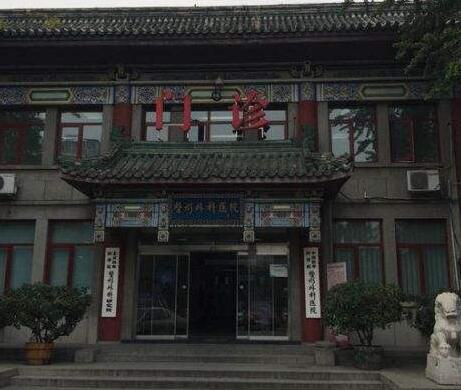 中国医学科学院整形外科医院双眼皮手术价格表，医生推荐及价
