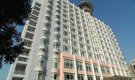 淮安市妇幼保健院眼袋消除手术价格表，专业技术与医生介绍