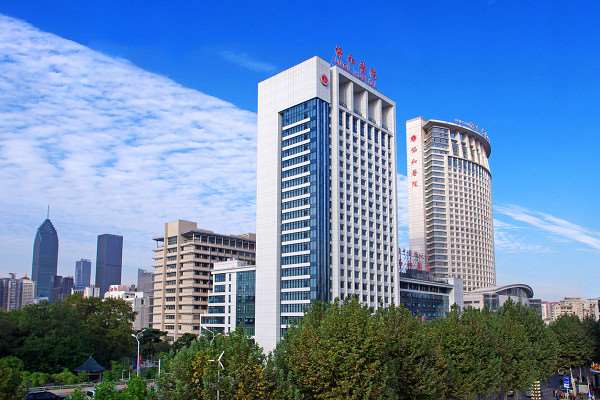 武汉整容医院整形哪家好？协和医院、妍美医疗美容、中翰整形外科，实力相差