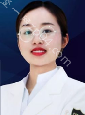 木前怡