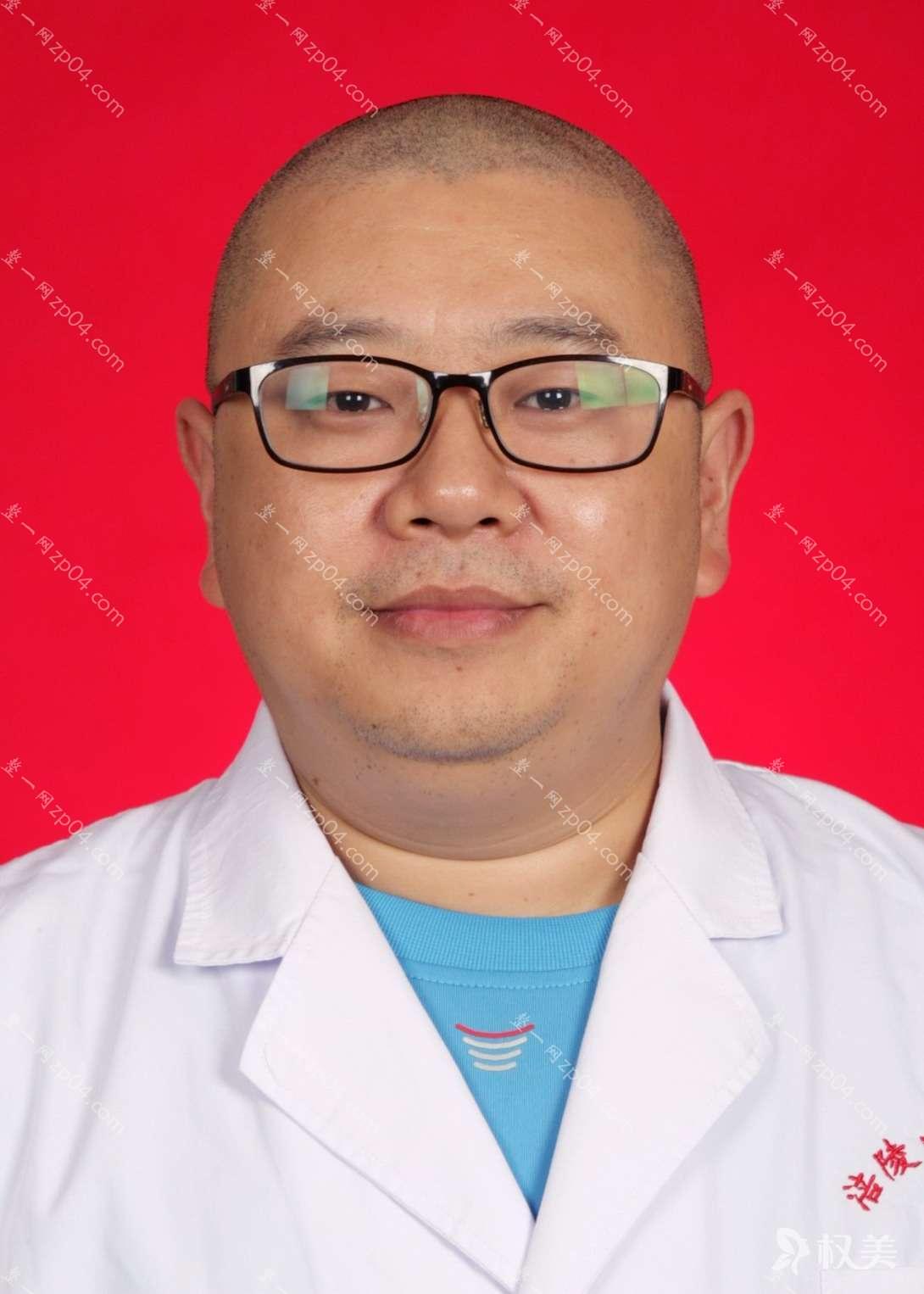谭强