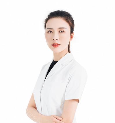 周伦梅