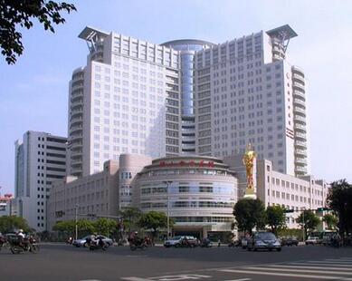 佛山市中医院口腔科瓷牙价格表一览，费用多少及医生简介