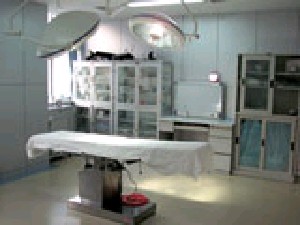 南京医科大学第二附属医院种植牙费用解析：国产与进口价格对比一览