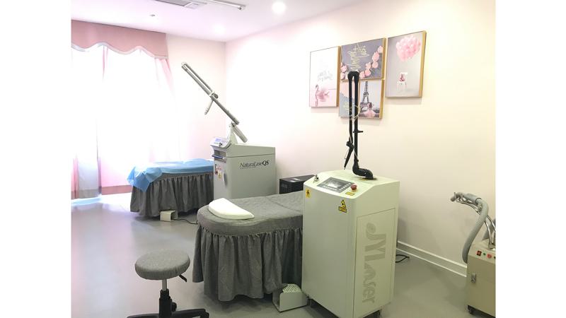 海口光纤溶脂去眼袋好的医院有哪些？现代妇女儿童、鹏爱榜上有名