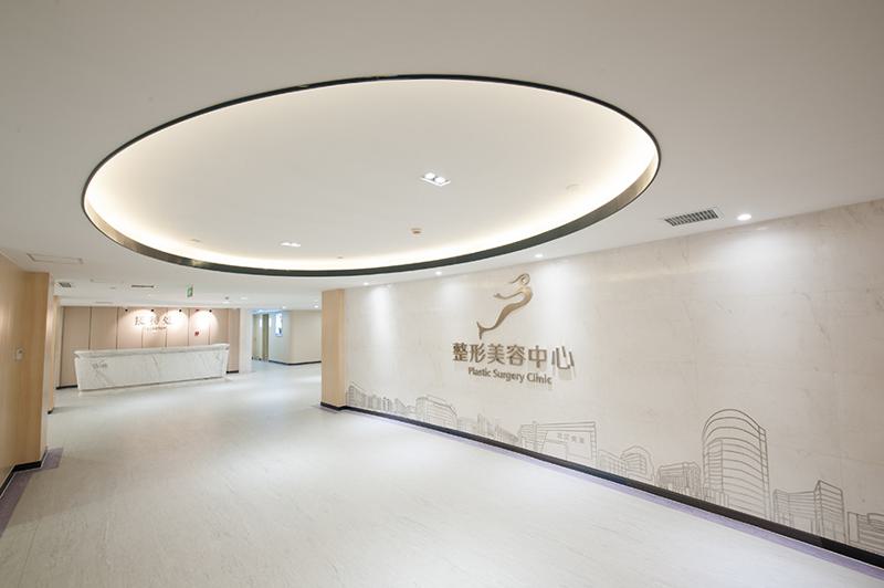 武汉美莱假体隆胸价格表：1万元起，可达5万元，附医生介绍及地址